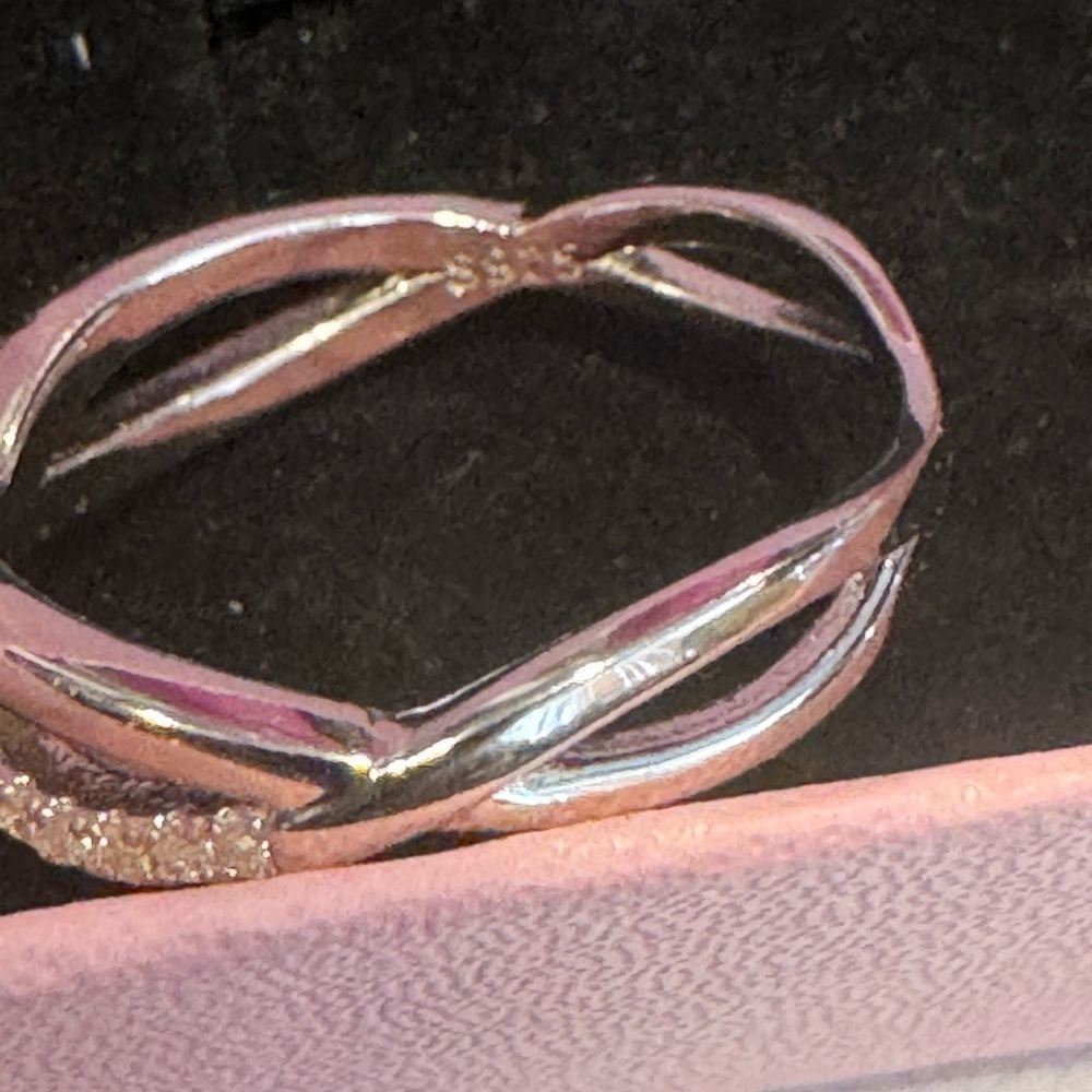 Moissanite Round 1ct center Pink Ring Sz6 & 8 Sterling Sliver GRA certified - Picture 6 of 7